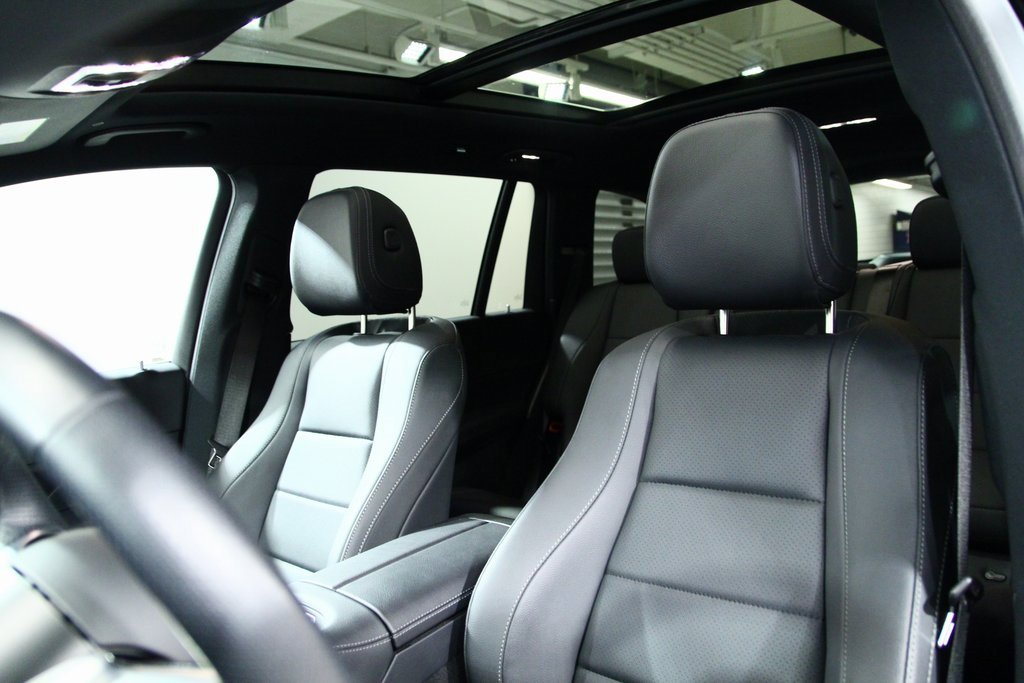 Used 2025 Mercedes-Benz GLS 450 4MATIC image 19