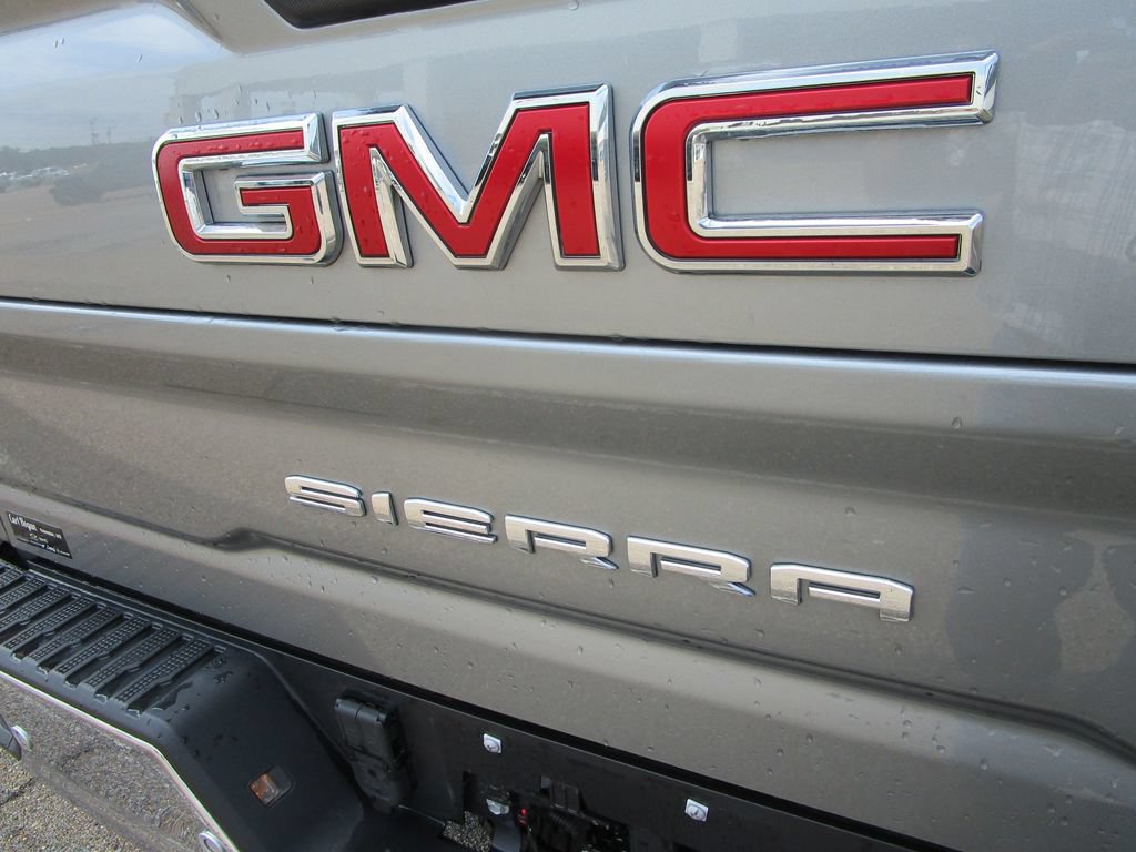 Used 2026 GMC Sierra 2500 SLE w/ SLE Value Package; AWD/4WD image 19