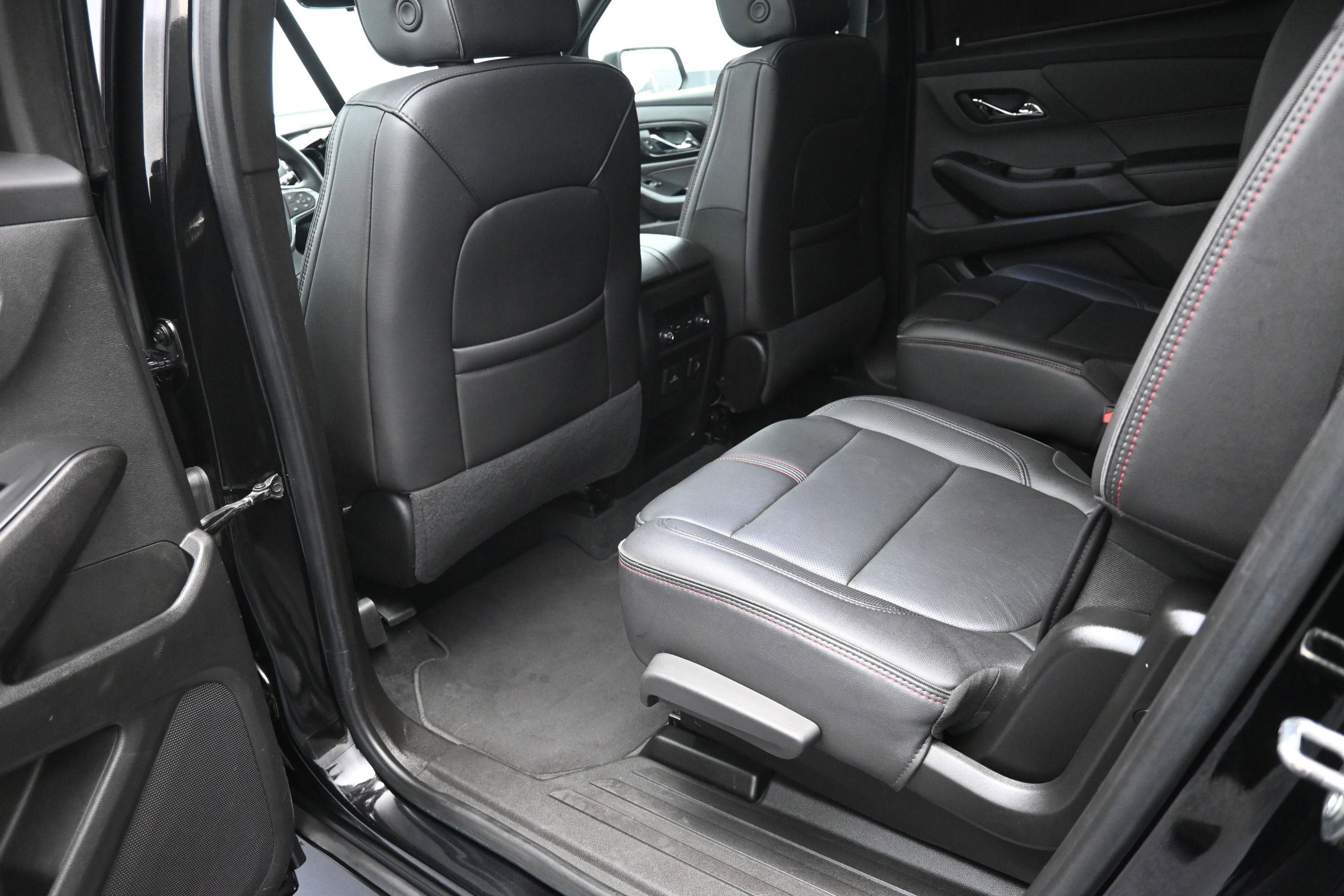 Used 2023 Chevrolet Traverse RS AWD/4WD image 31