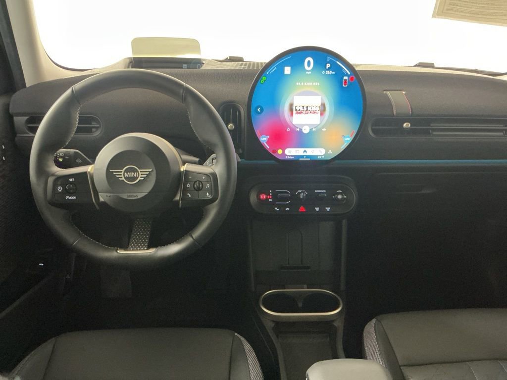 Certified 2025 MINI Cooper S image 9