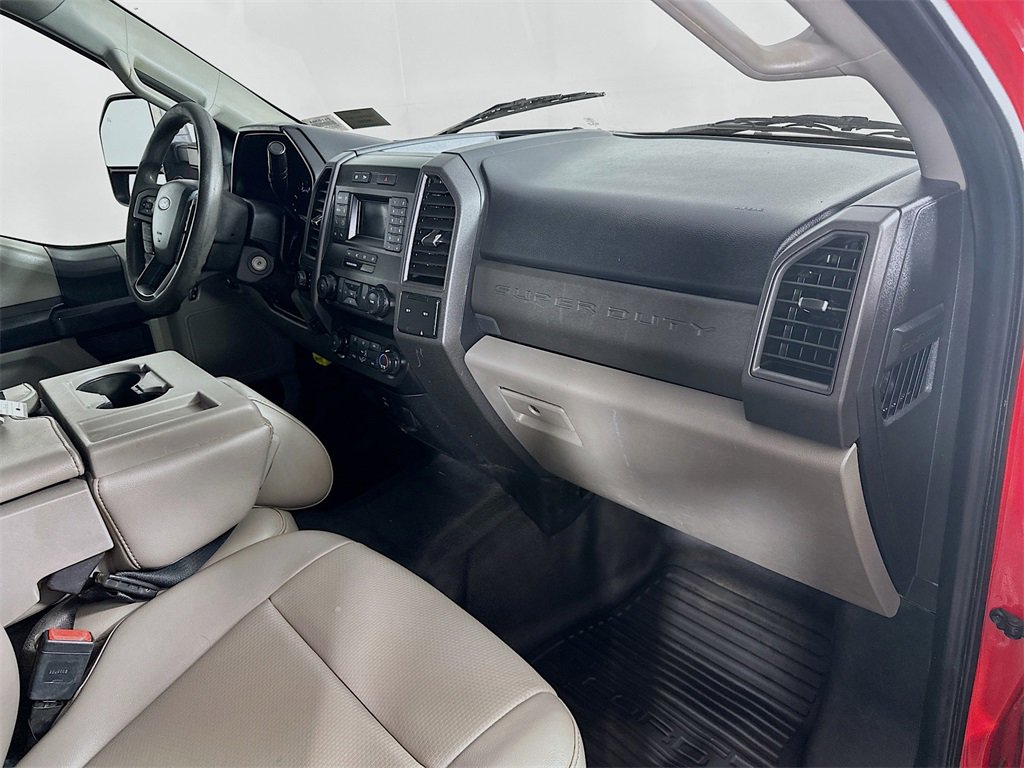 Used 2020 Ford F450 XL w/ Power Equipment Group image 31