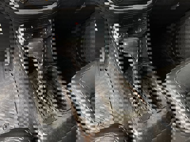 Used 2018 GMC Canyon SLT w/ Driver Alert Package image 17