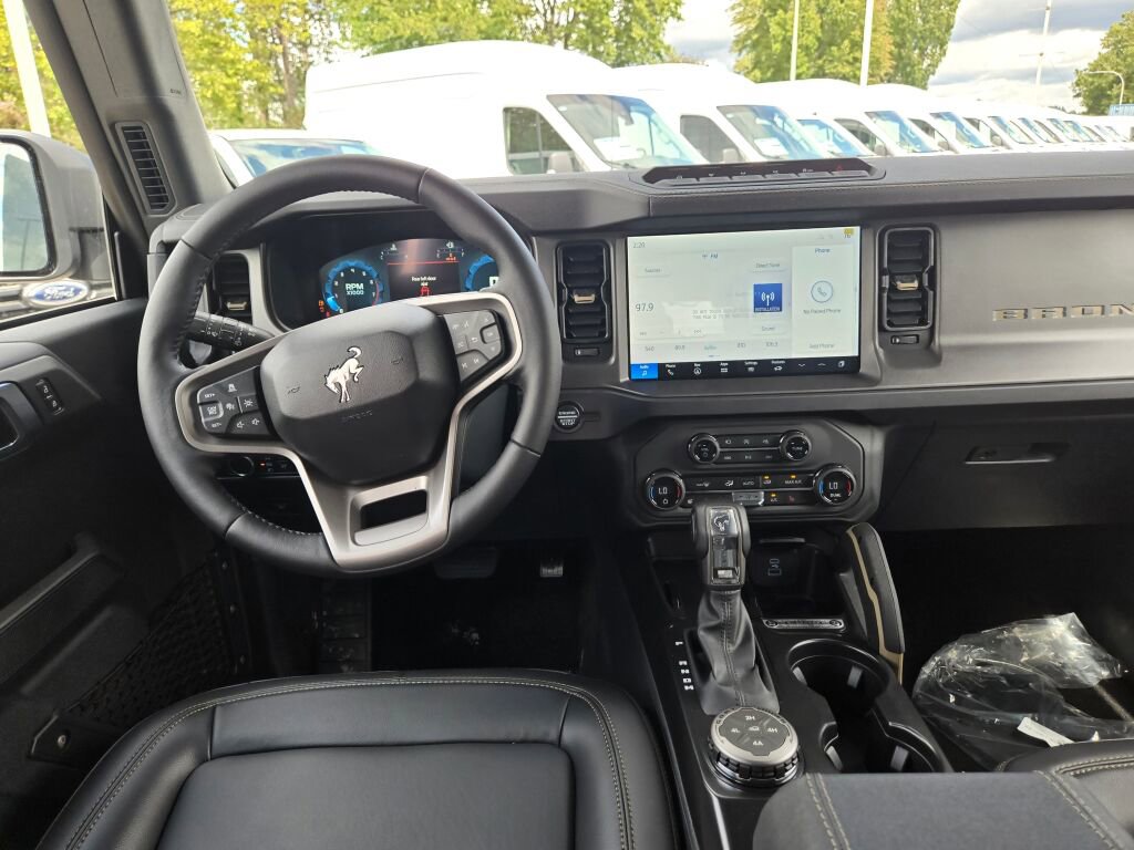 New 2025 Ford Bronco Badlands AWD/4WD image 10