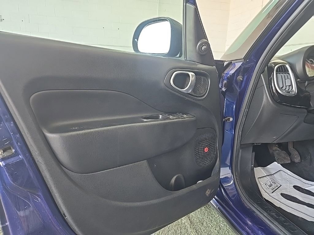 Used 2015 FIAT 500L Trekking image 10