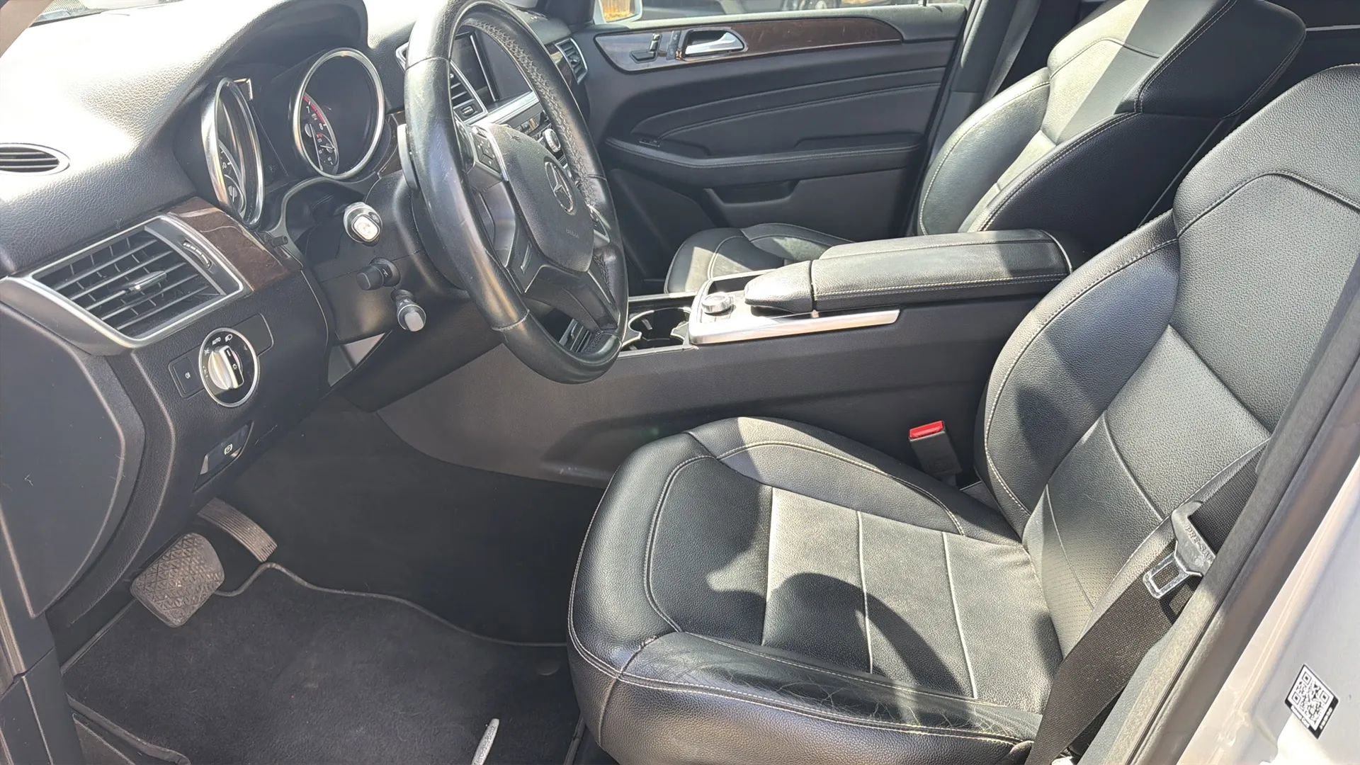 Used 2014 Mercedes-Benz ML 350 ML 350 4MATIC Sport Utility 4D w/ Premium 1 Package image 26