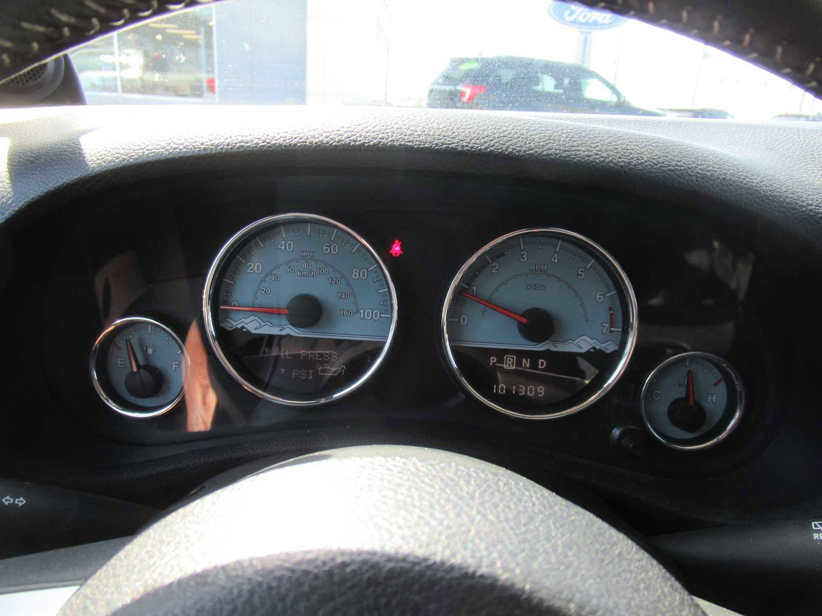 Used 2014 Jeep Wrangler Polar Edition image 27