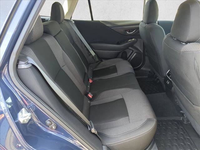 Used 2025 Subaru Outback Premium AWD/4WD image 19