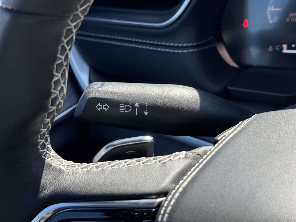 Used 2022 Jeep Grand Cherokee Overland image 21