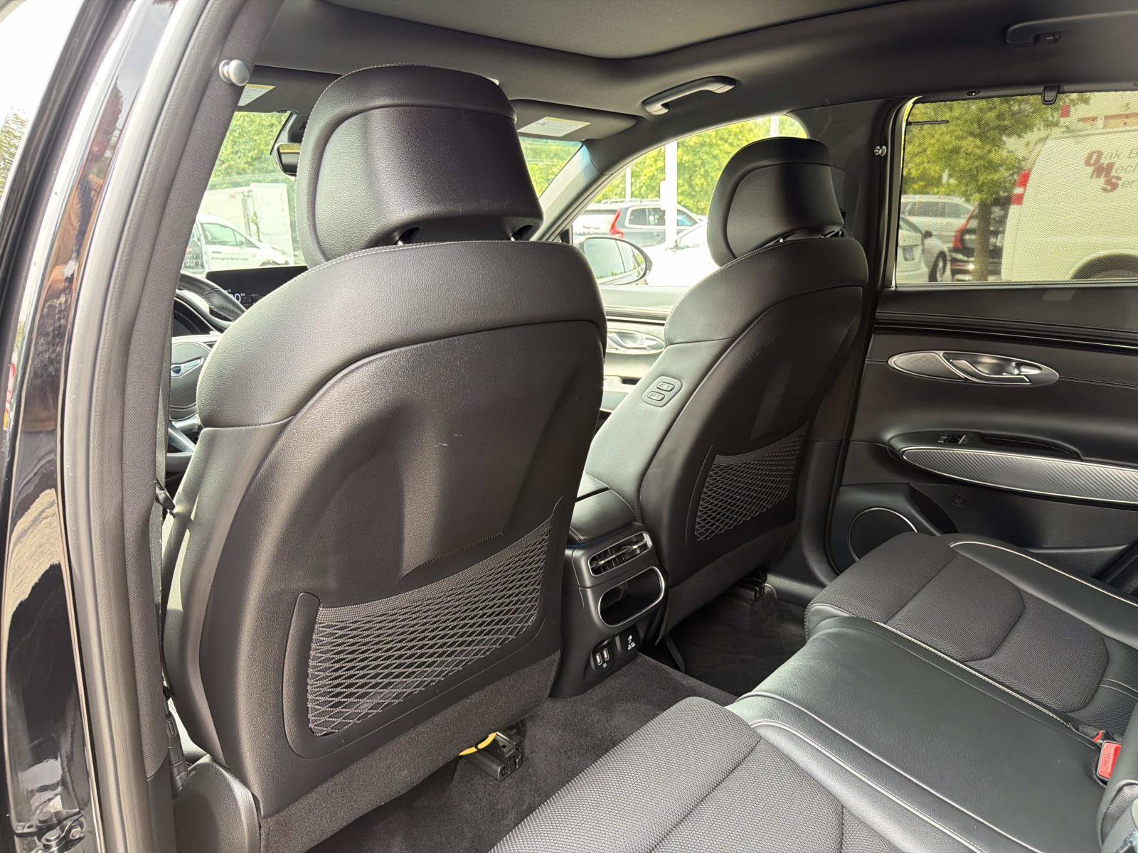 Used 2022 Genesis GV70 2.5T w/ Sport Prestige Package AWD/4WD image 12