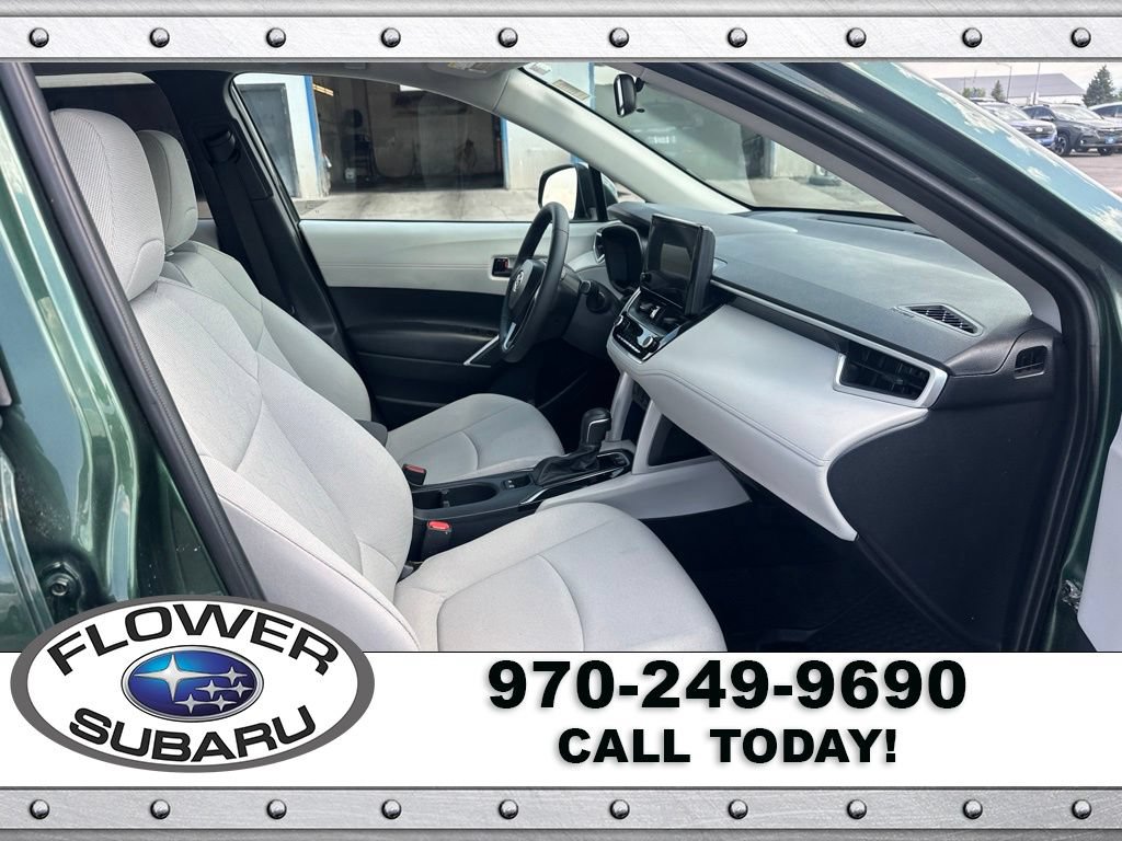 Used 2024 Toyota Corolla Cross LE AWD/4WD image 9