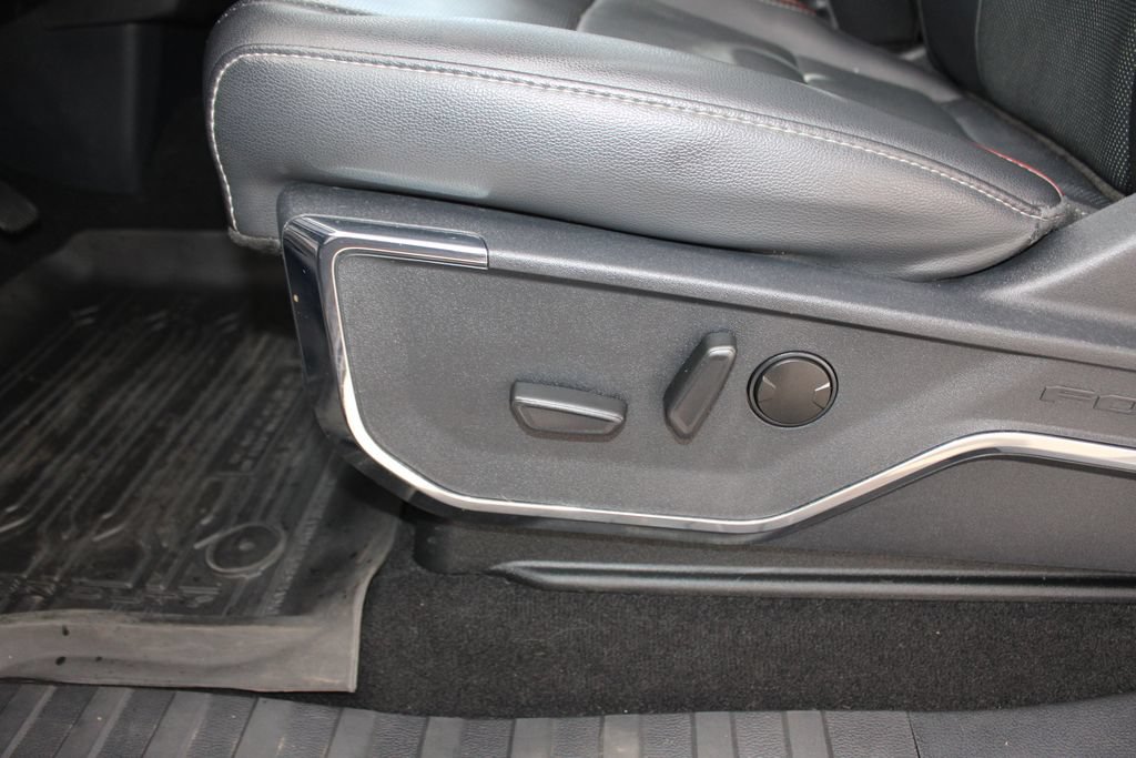 Used 2023 Ford F350 Lariat w/ Tremor Off-Road Package AWD/4WD image 24