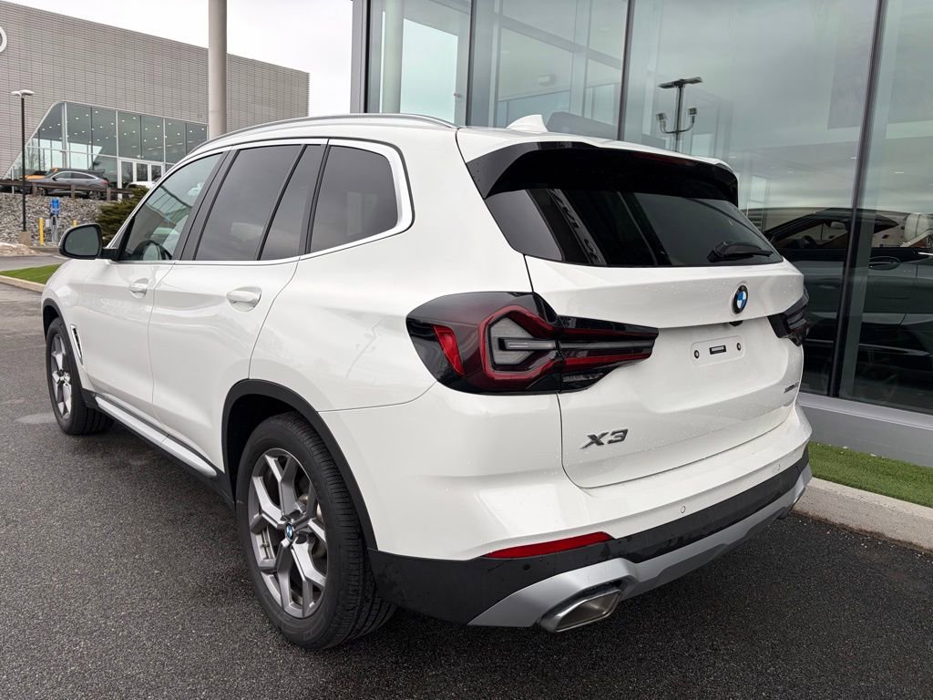 Certified 2023 BMW X3 xDrive30i w/ Premium Package image 2