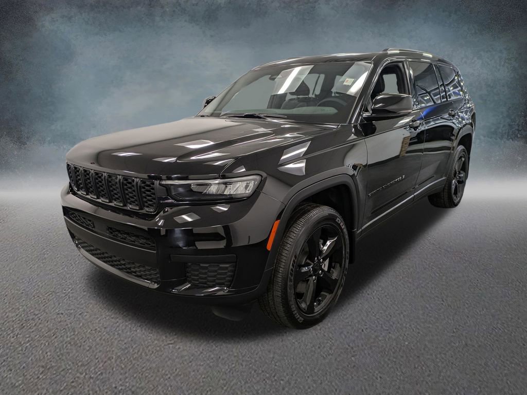 Used 2025 Jeep Grand Cherokee L Altitude AWD/4WD image 1