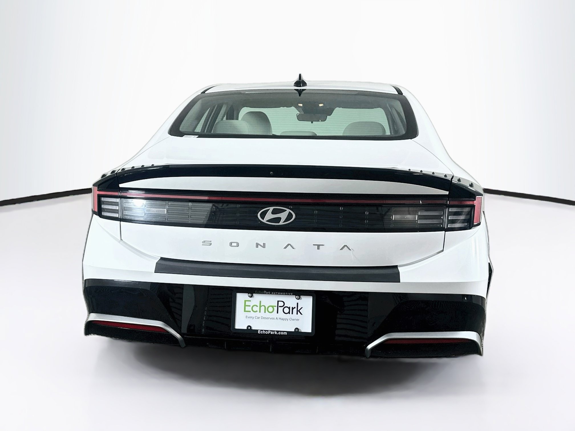 Used 2025 Hyundai Sonata SEL FWD image 7