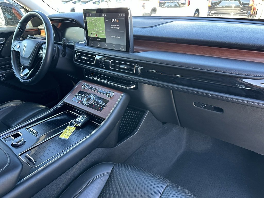 Used 2023 Lincoln Aviator Reserve image 16