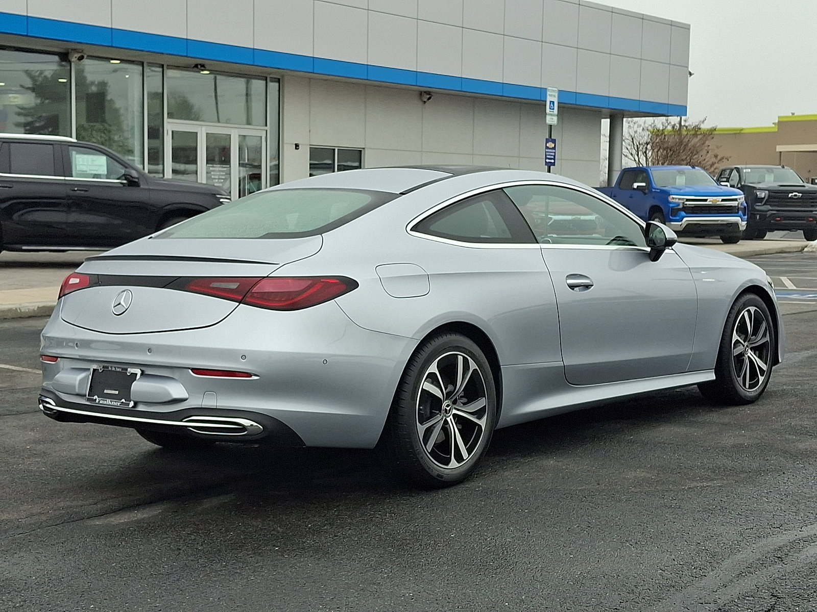 Used 2024 Mercedes-Benz CLE 300 4MATIC Coupe image 6