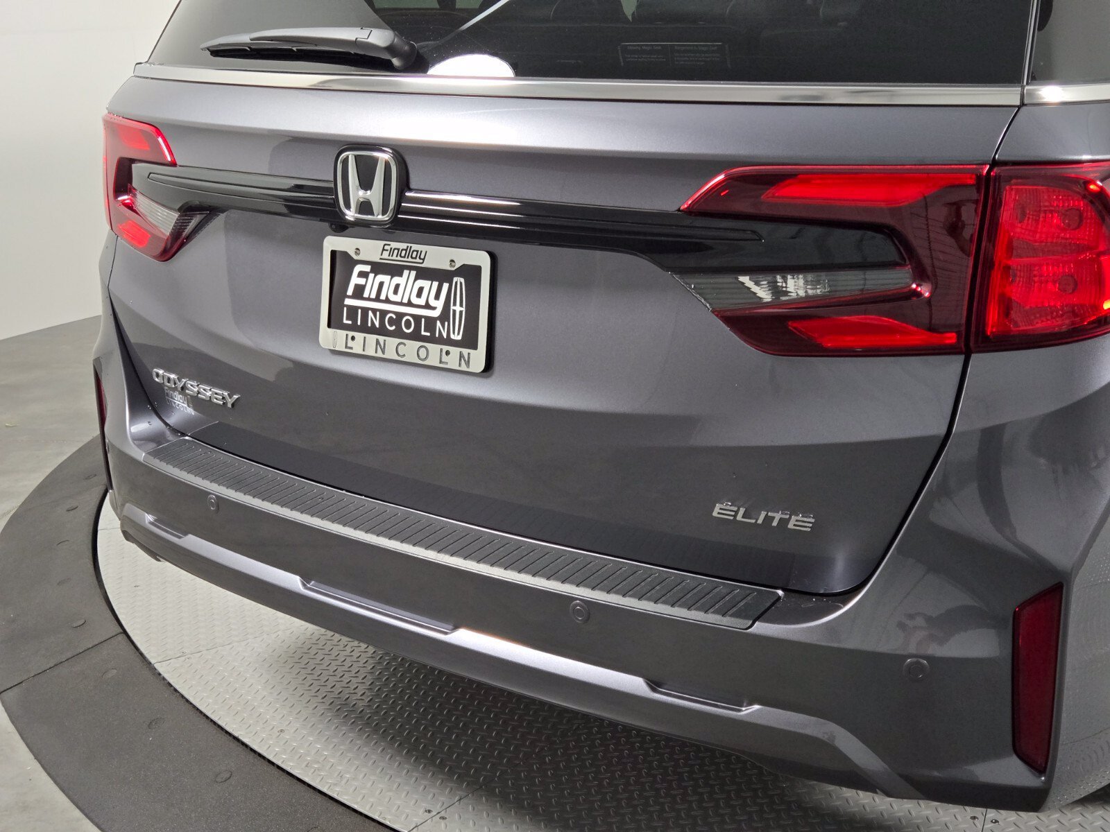 Used 2026 Honda Odyssey Elite image 5