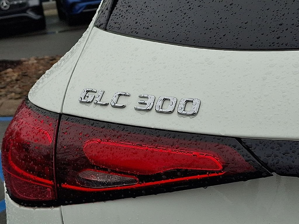 Used 2023 Mercedes-Benz GLC 300 4MATIC image 31
