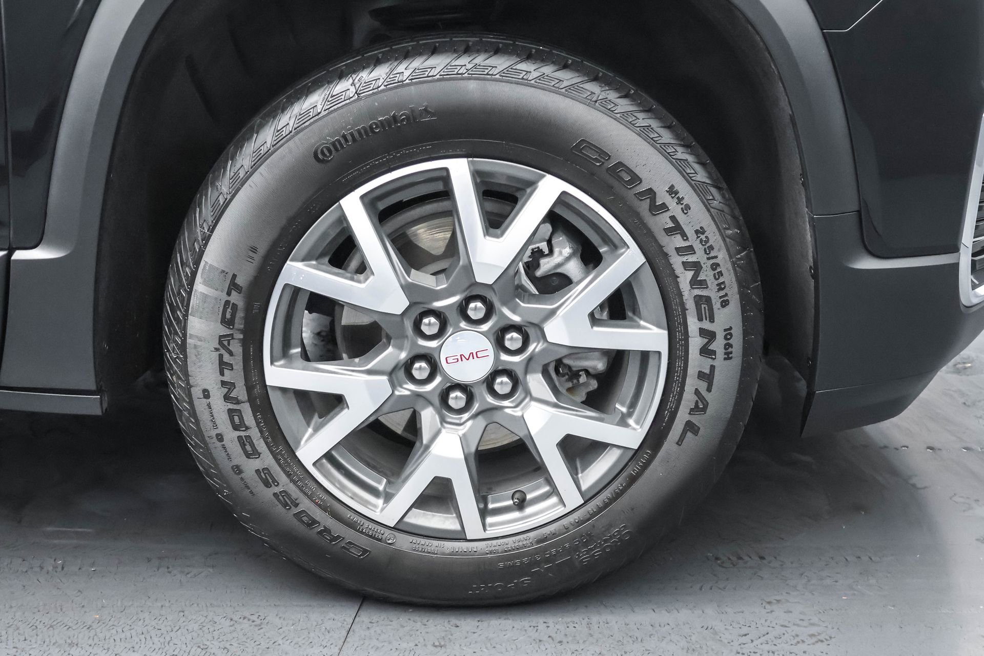 Used 2023 GMC Acadia SLE w/ Driver Convenience Package image 43