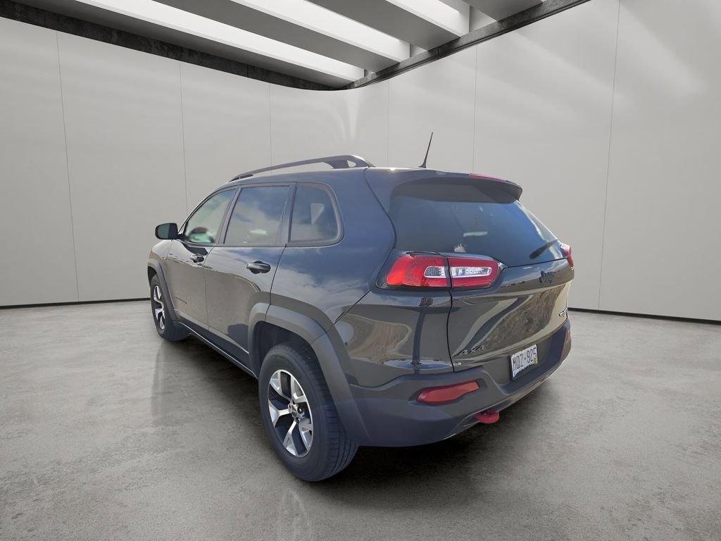 Used 2016 Jeep Cherokee Trailhawk w/ Comfort/Convenience Group image 3