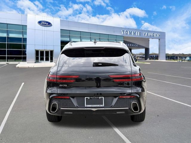Used 2023 Genesis GV70 2.5T w/ Advanced Package AWD/4WD image 3