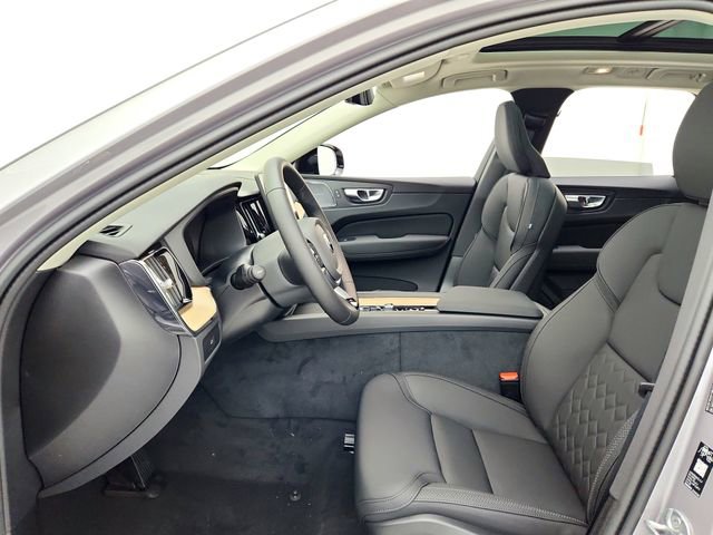 New 2026 Volvo XC60 B5 Plus w/ Climate Package image 21