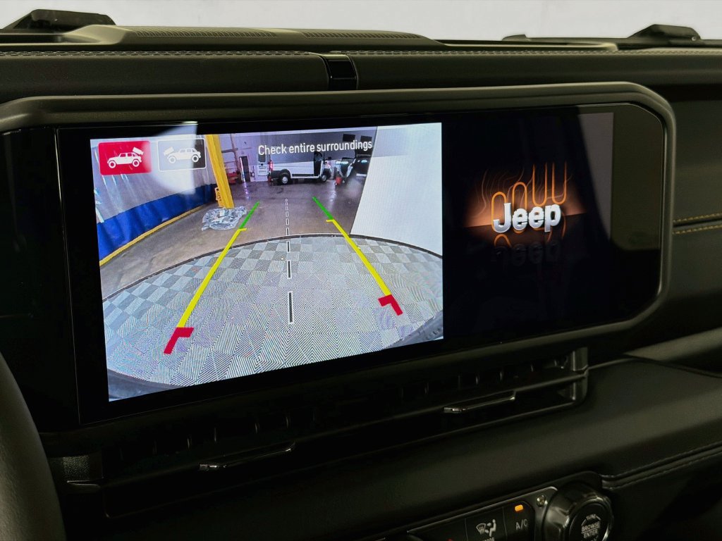New 2027 Jeep Wrangler Unlimited Sahara AWD/4WD image 14