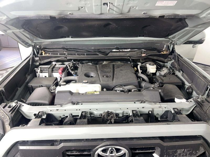 Used 2022 Toyota Tundra SR5 image 11