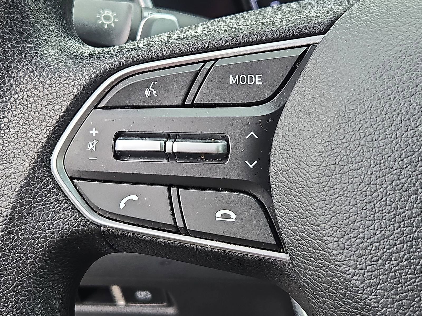 Certified 2022 Hyundai Santa Fe SEL image 23