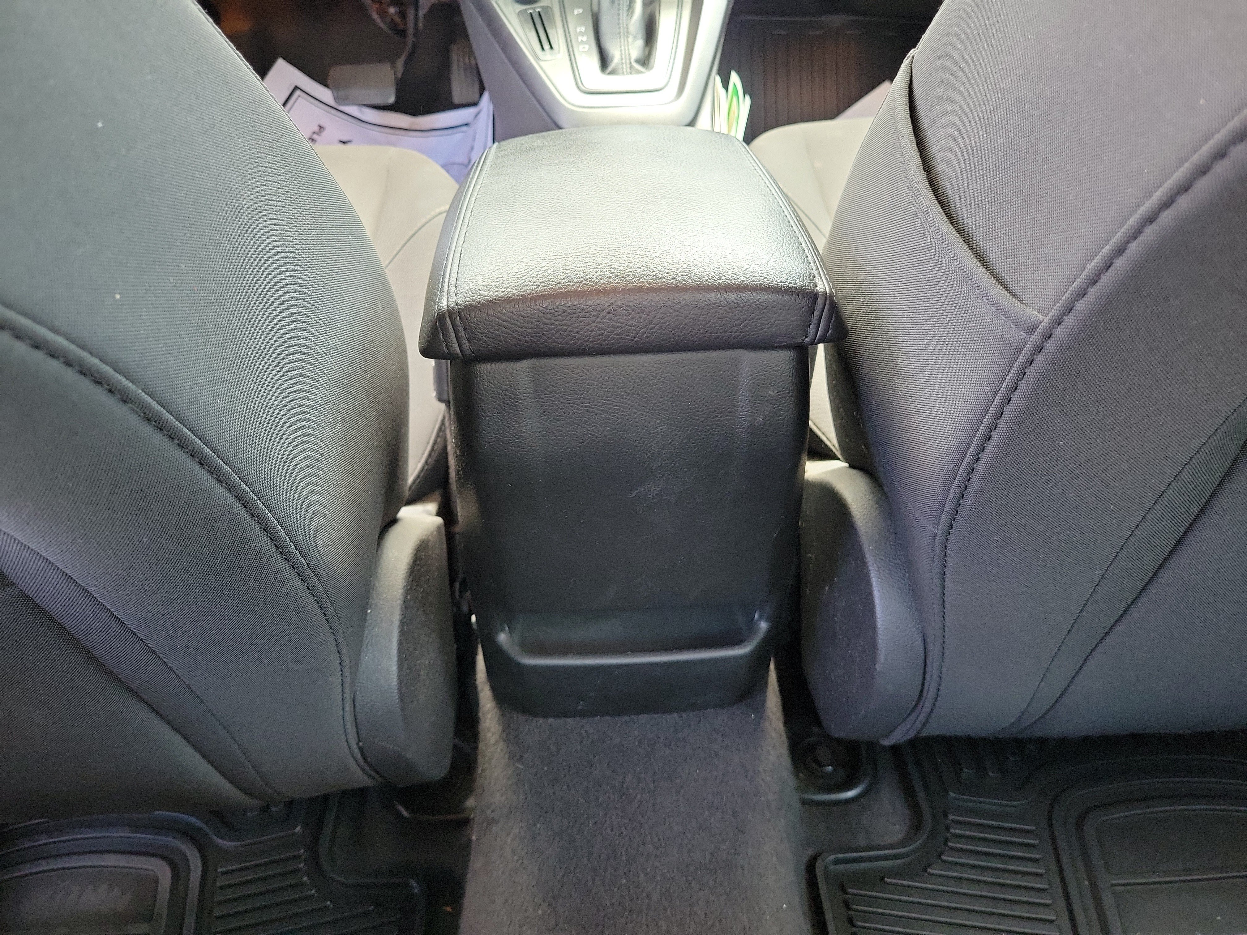 Used 2016 Ford Focus SE w/ Reverse Sensing Package FWD image 10