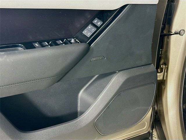 New 2026 Land Rover Range Rover Velar Dynamic SE image 21