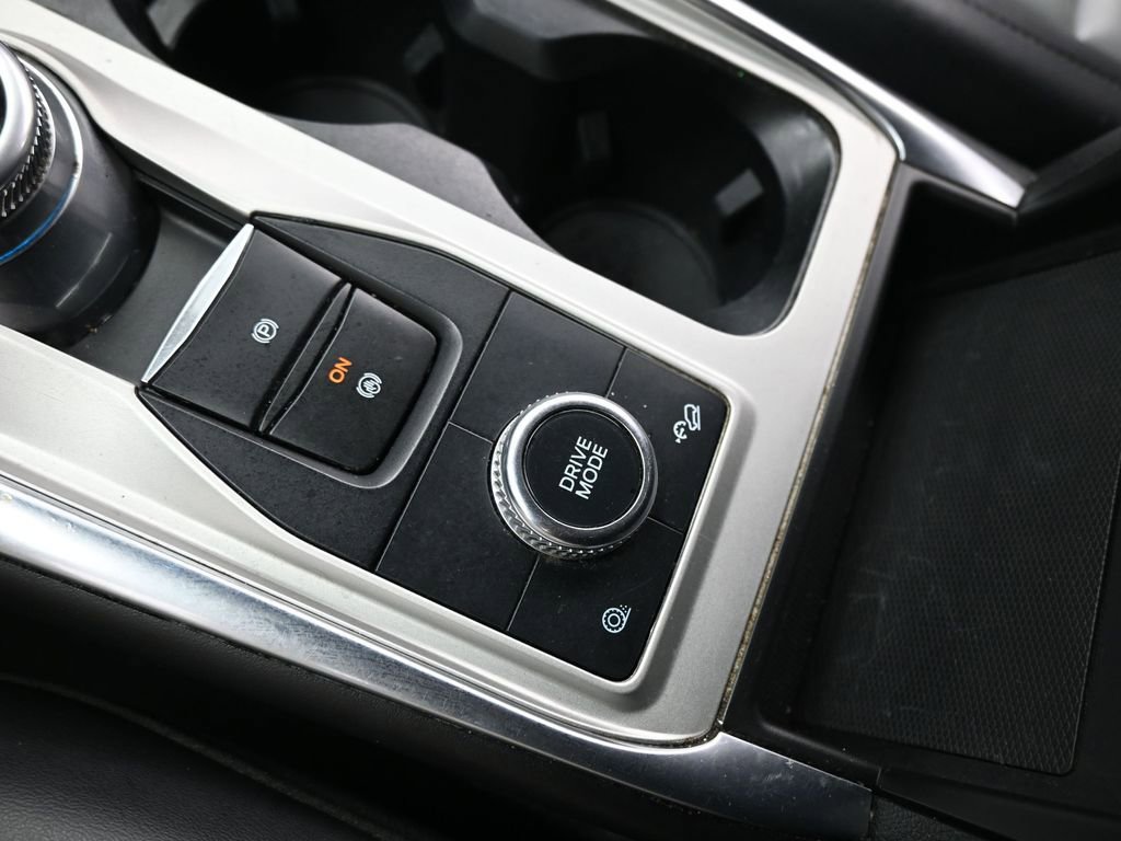 Certified 2023 Ford Explorer XLT w/ Equipment Group 202A image 19