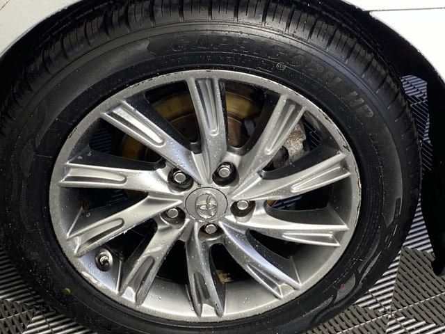 Used 2012 Toyota Camry LE FWD image 26