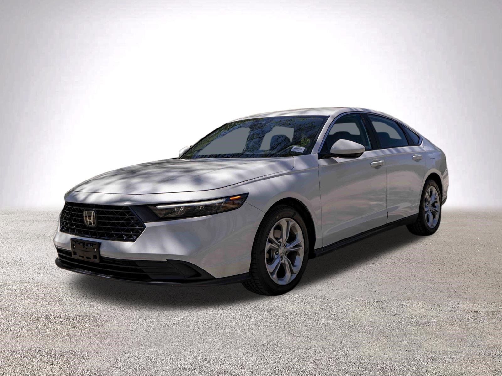 Certified 2023 Honda Accord LX image 5