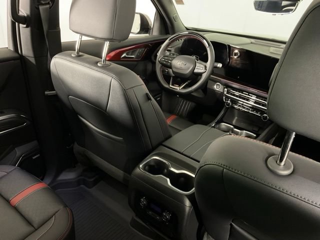 Used 2026 Chevrolet Traverse RS w/ LPO, Floor Liner Package FWD image 29