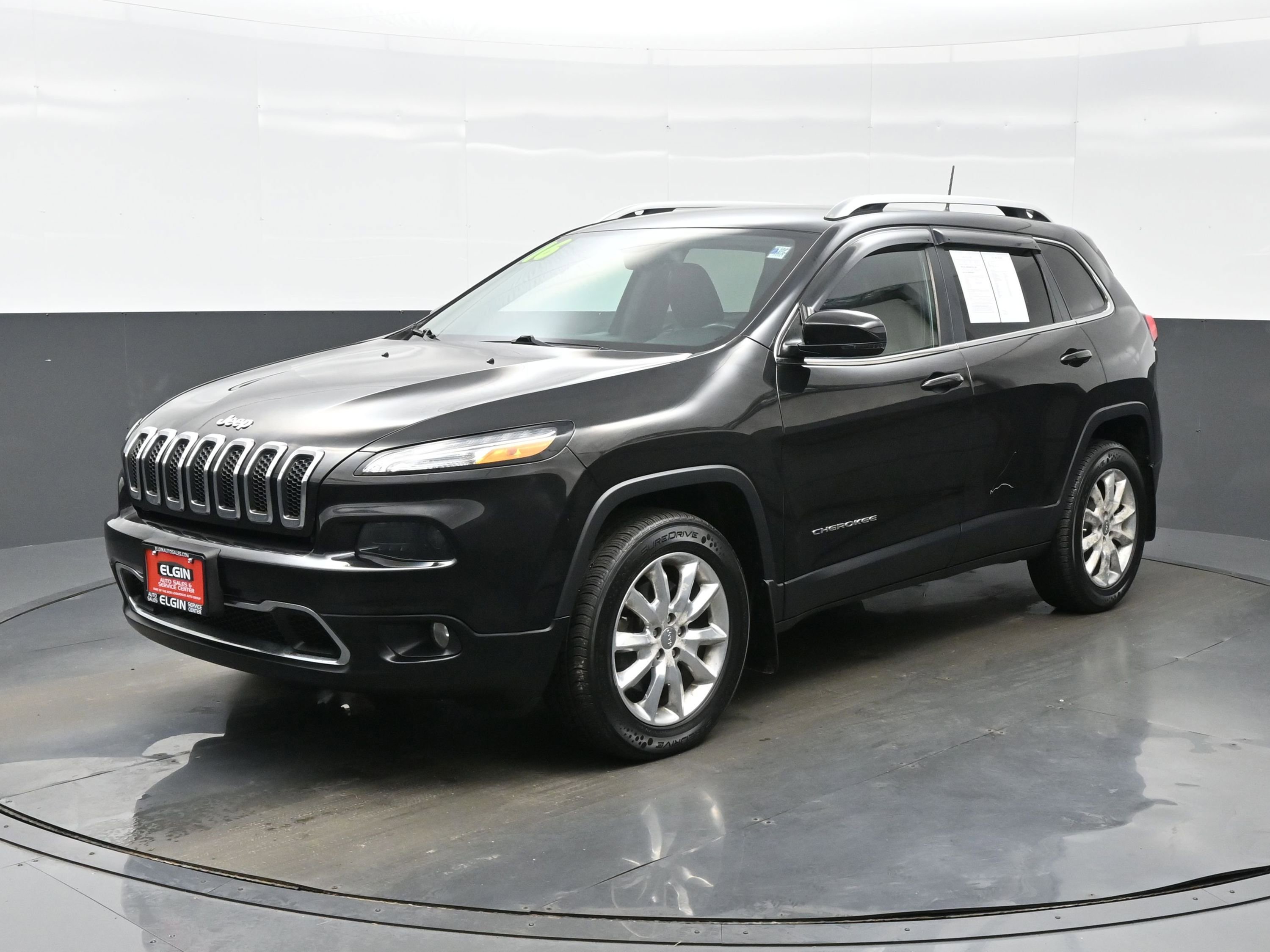 Used 2016 Jeep Cherokee Limited AWD/4WD image 2