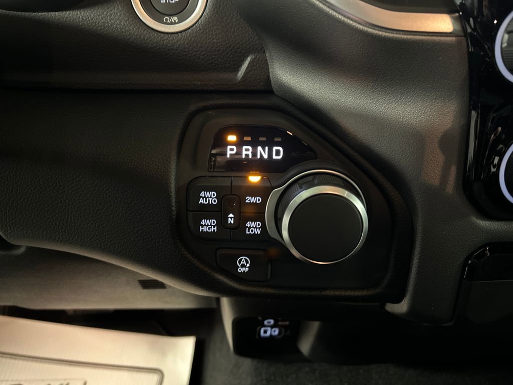 New 2026 RAM 1500 Big Horn AWD/4WD image 18