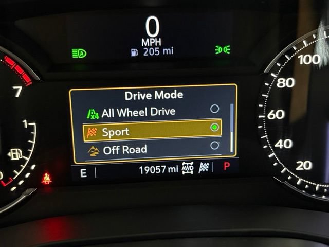 Used 2024 Cadillac XT6 Luxury w/ LPO, Floor Liner Package AWD/4WD image 81