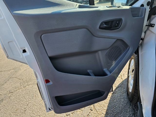 Used 2018 Ford Transit 350 XLT image 21