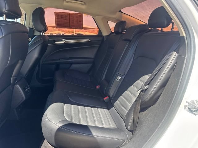 Used 2017 Ford Fusion Energi SE FWD image 10