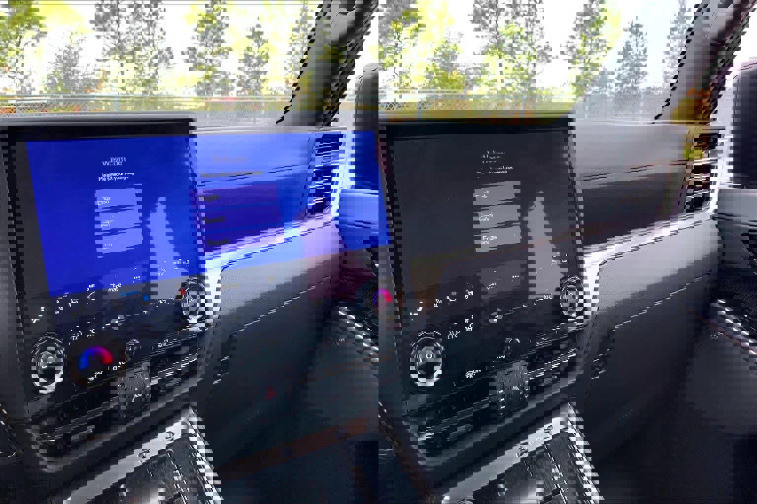 Used 2025 Lexus GX 550 image 34