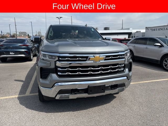 Used 2023 Chevrolet Silverado 1500 LTZ w/ LTZ Premium Package image 4