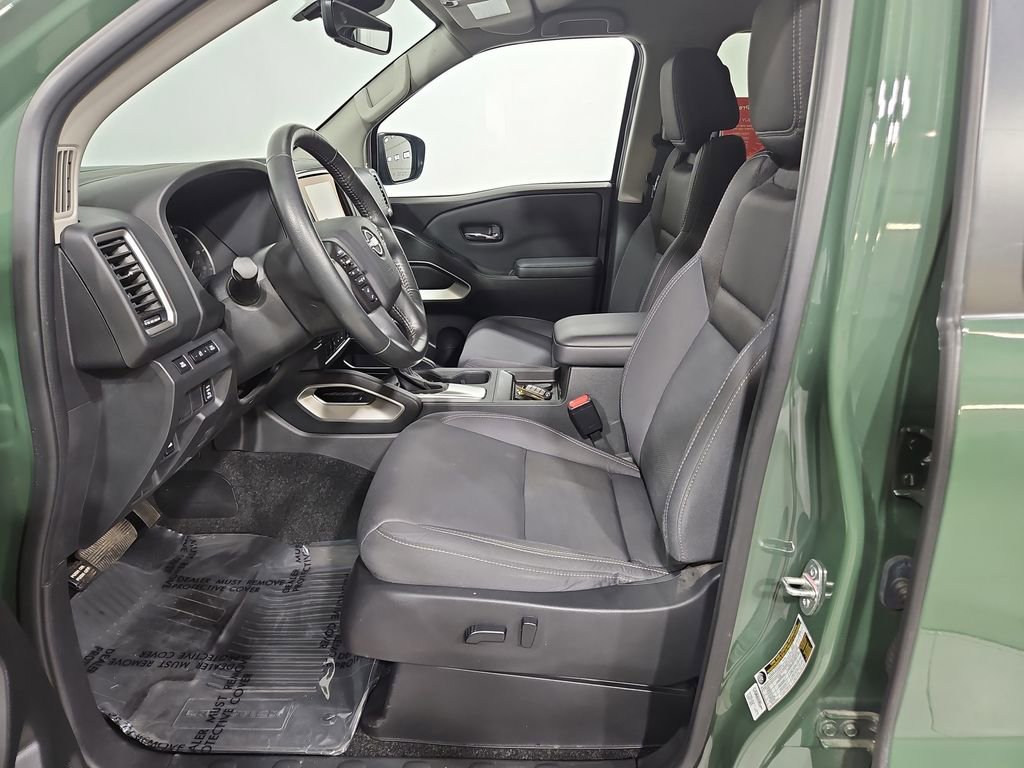 Certified 2023 Nissan Frontier SV w/ SV Convenience Package image 11