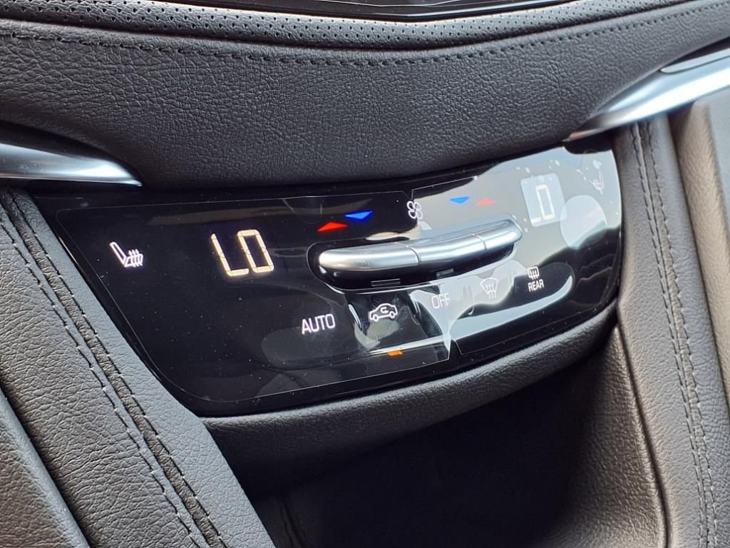 New 2025 Cadillac XT5 Premium Luxury w/ LPO, Floor Liner Package image 20