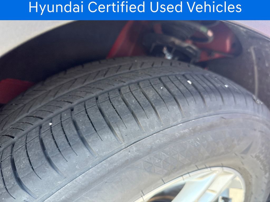 Certified 2025 Hyundai Tucson SE FWD image 30