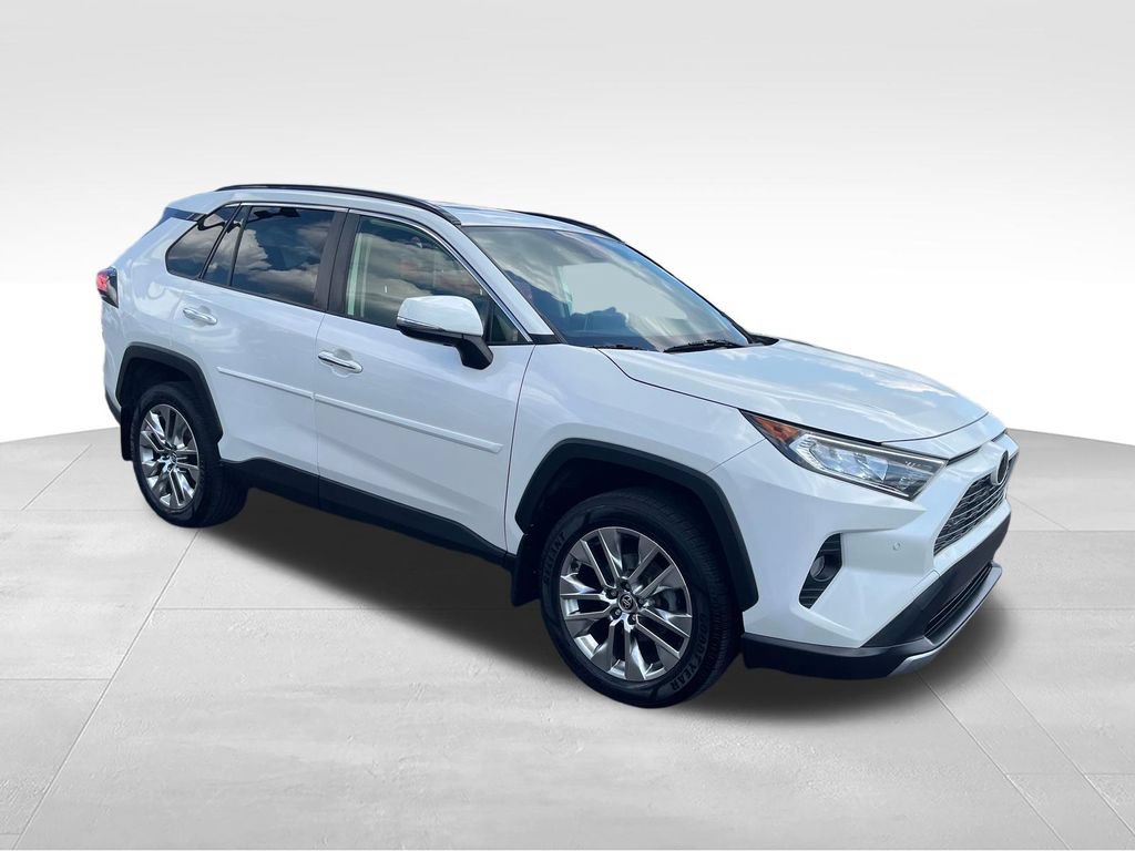 Used 2020 Toyota RAV4 Limited w/ Limited Grade Weather Package FWD image 7
