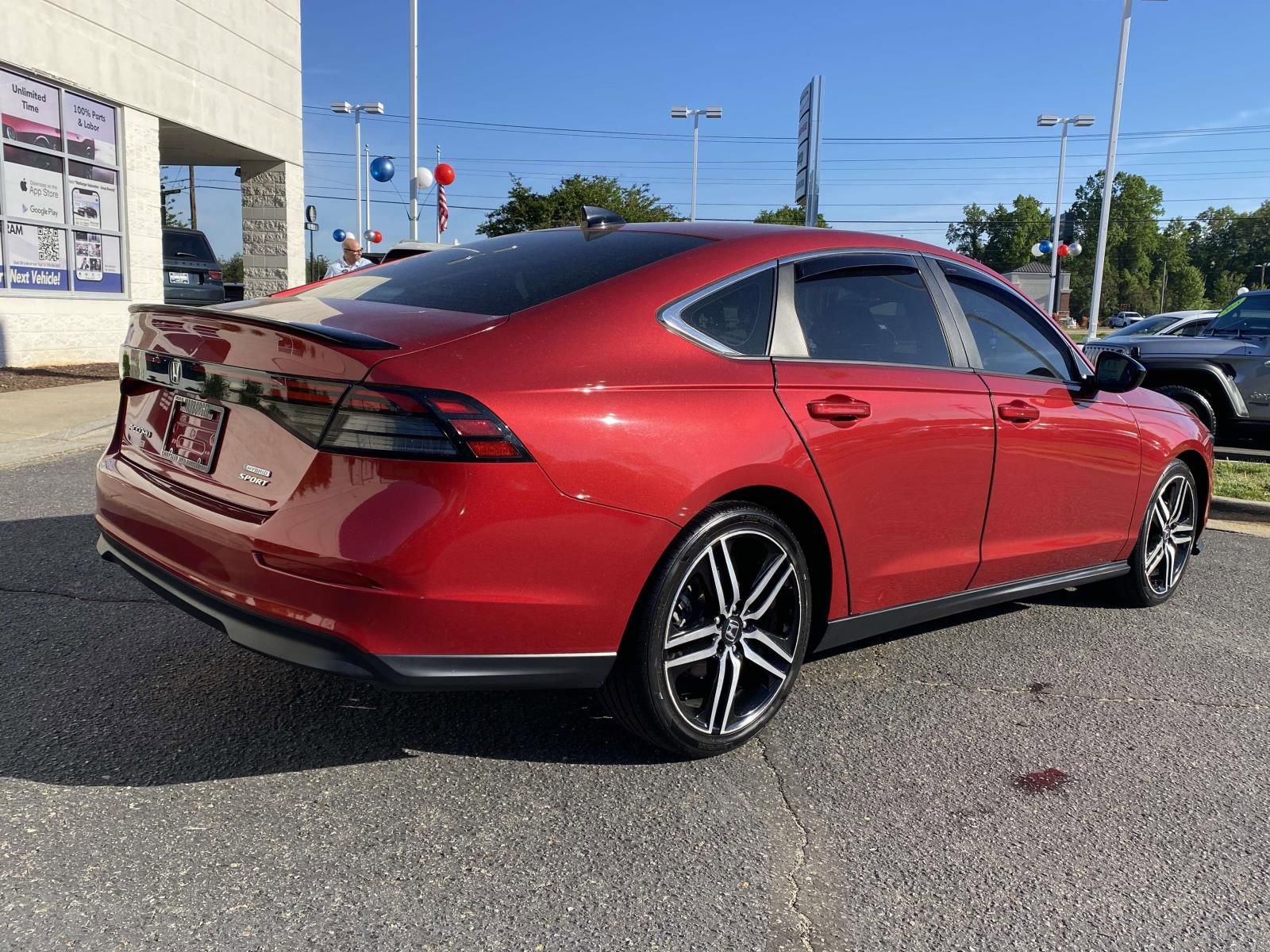 Used 2023 Honda Accord Sport image 7