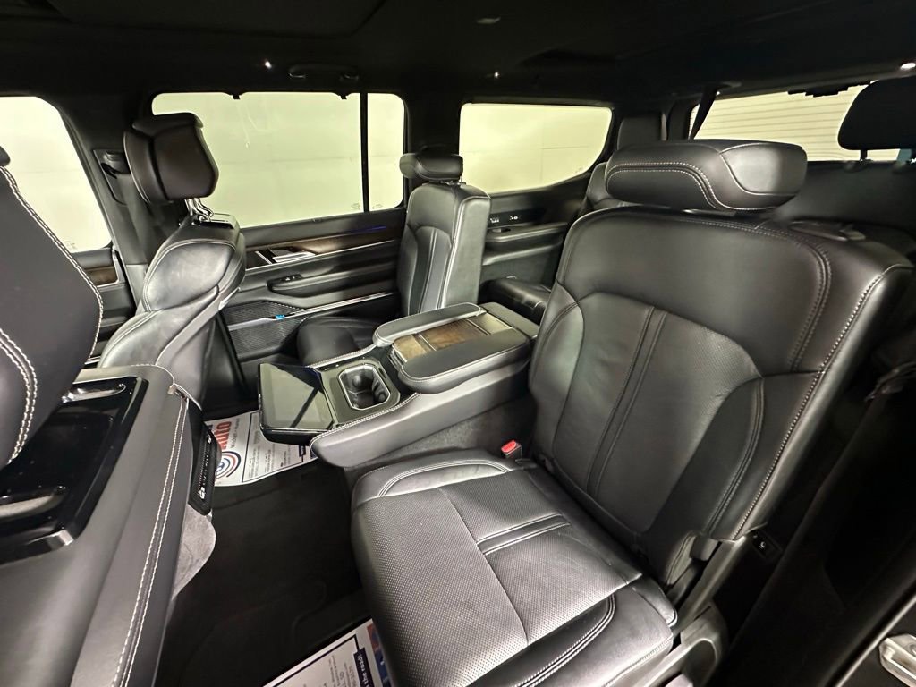 Used 2022 Jeep Grand Wagoneer Series I image 24