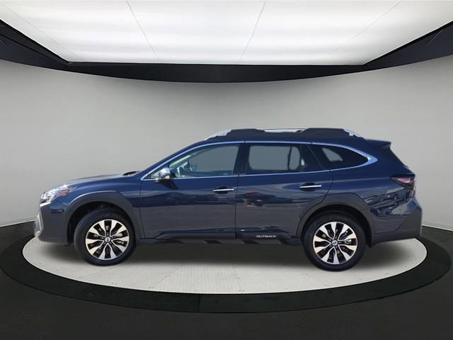 New 2025 Subaru Outback Touring XT image 4