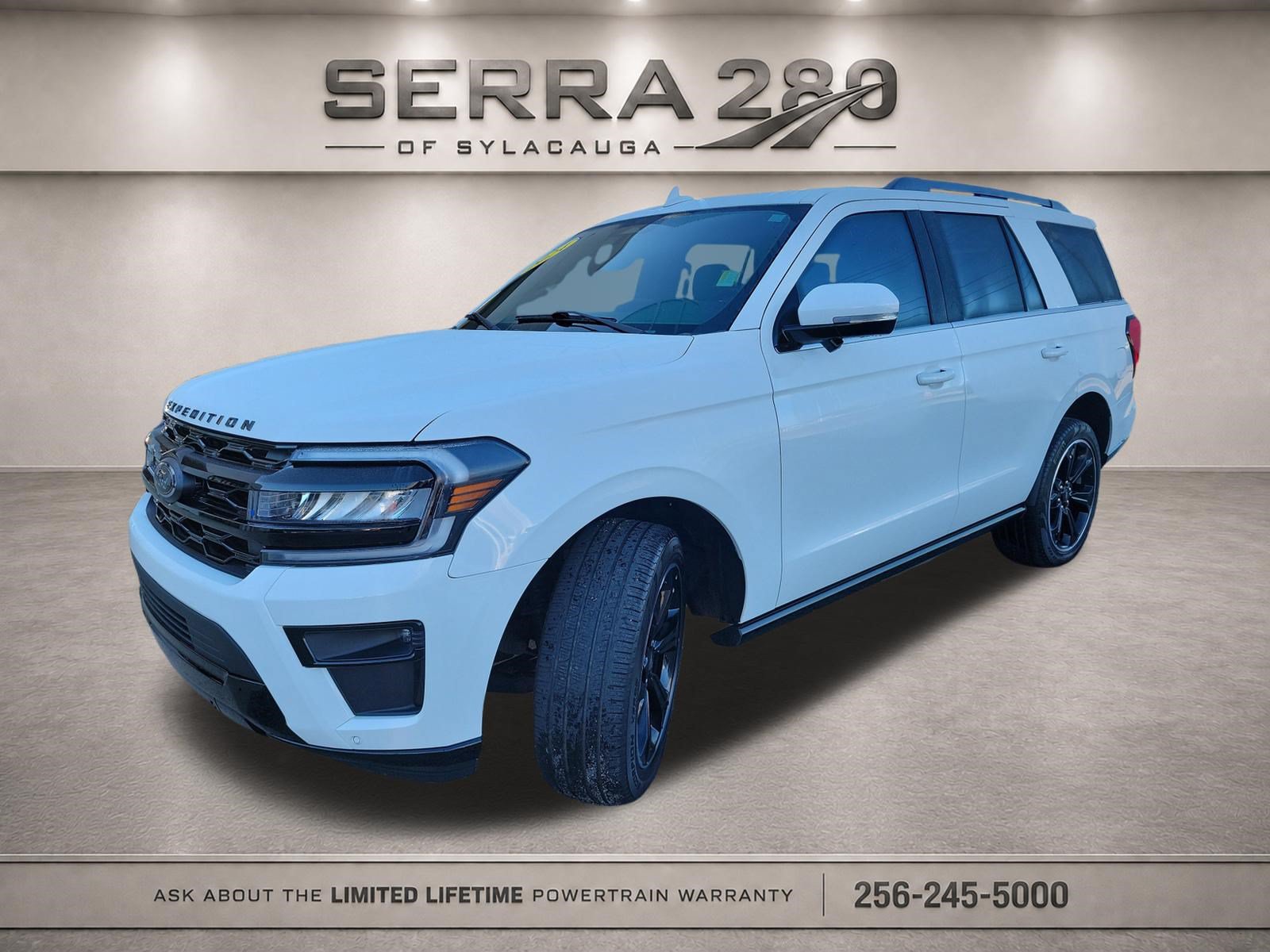 Used 2024 Ford Expedition Limited RWD image 3